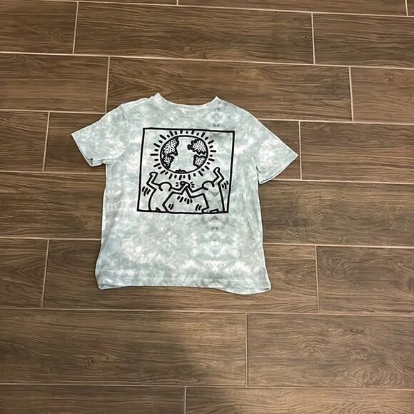 Bundle of Boys Shirts Size: Small 6/7 - Picture 1 of 13